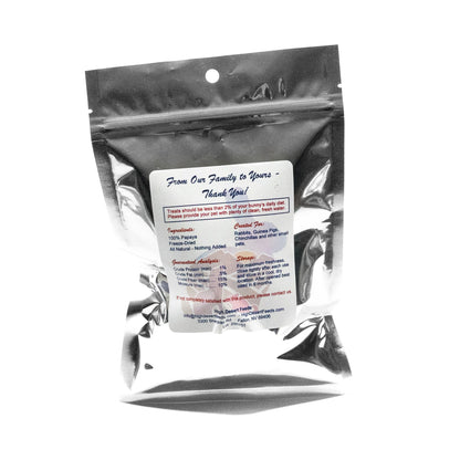 Natural freeze-dried papaya snack — no additives