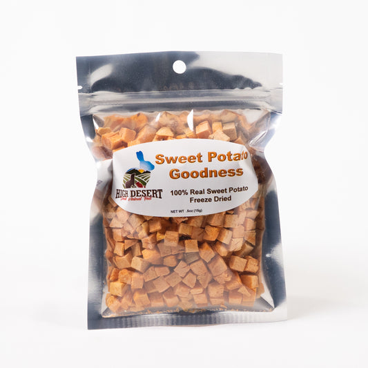 Freeze-dried sweet potato snack for hamsters, rabbits, and guinea pigs